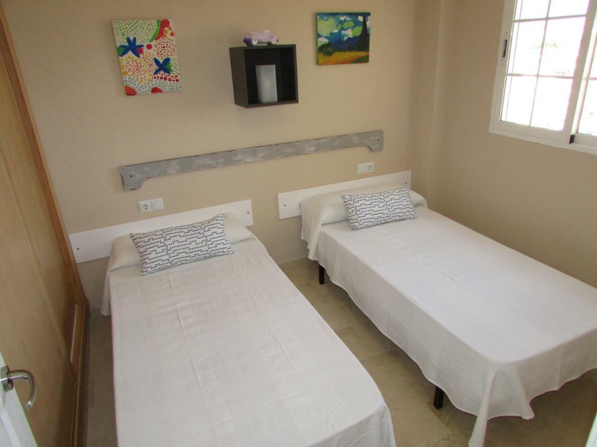 Apartamento Del Mar Apartment ฟูเอนฮิโรลา ภายนอก รูปภาพ